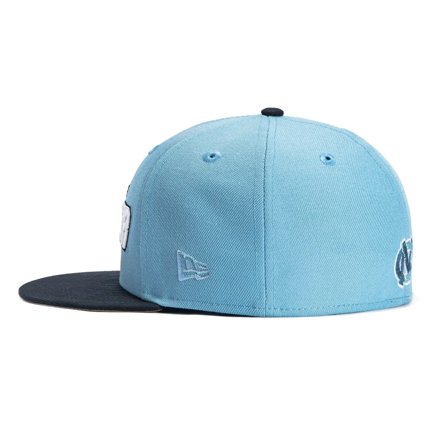 New Era 59Fifty UNC Tar Heels 2005 Final Four Patch Final Four Hat - Light Blue. Navy
