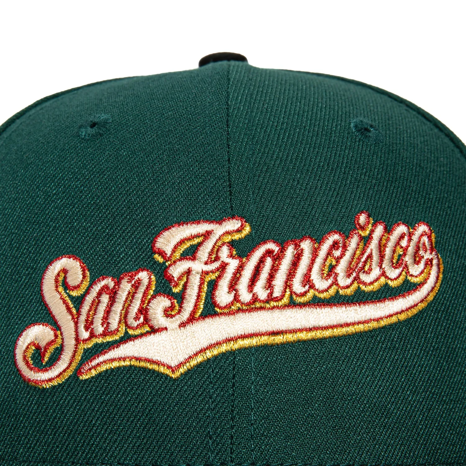 New Era 59Fifty Winter Forest San Francisco Giants 2007 All Star Game Patch Script Hat - Green. Black